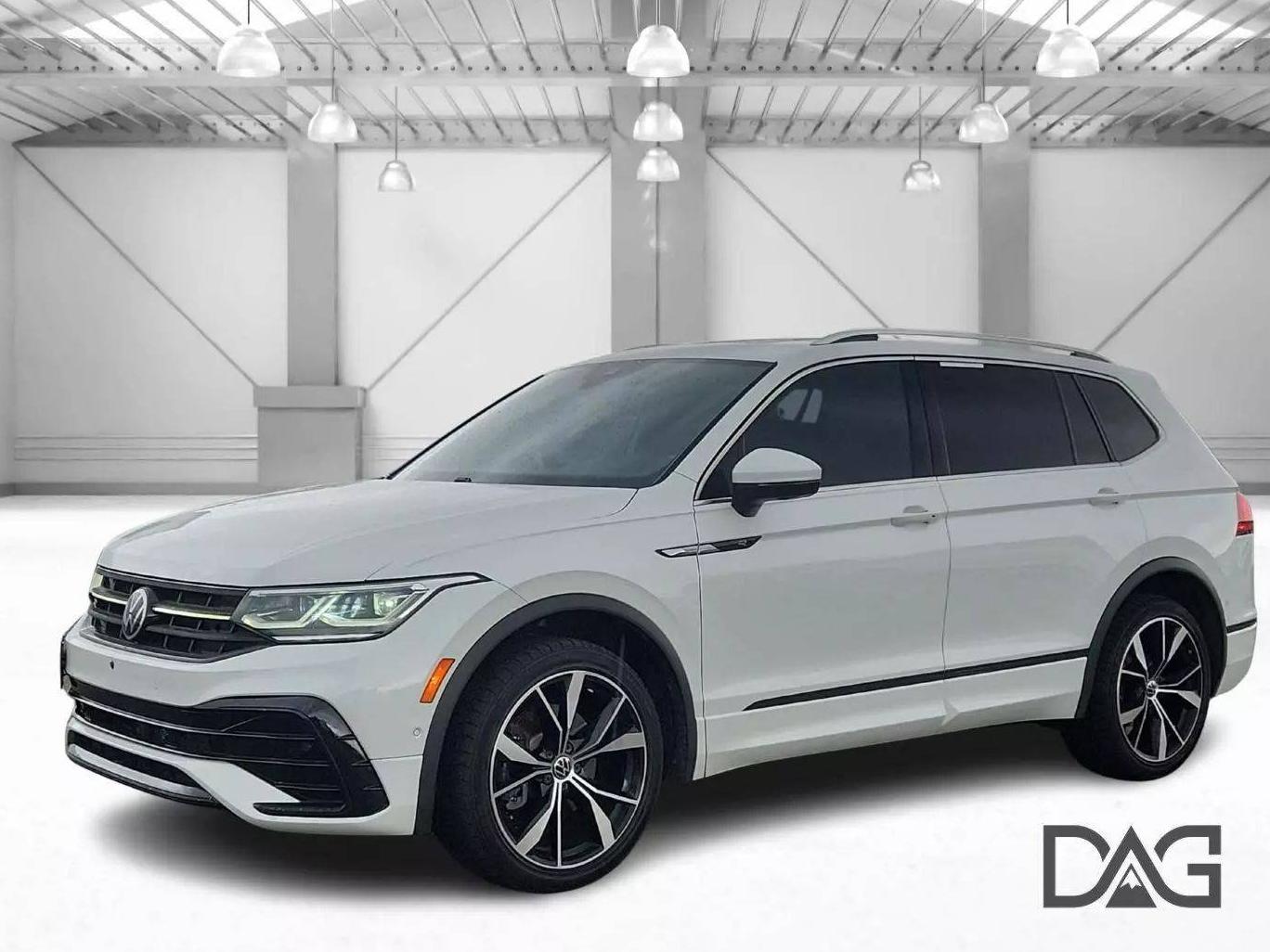 VOLKSWAGEN TIGUAN 4MOTION 2022 3VV4B7AX7NM057317 image